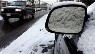 Illustration for article titled First Major Winter Storm Drops Crapload Of Snow On Midwest